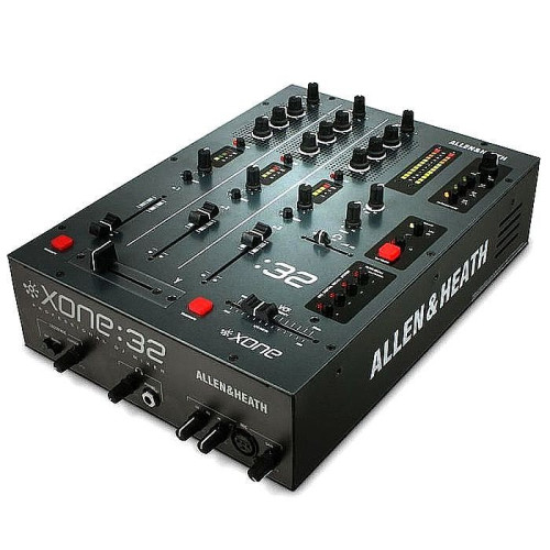 Allen&Heath Xone:32 Dj микшерный пульт
