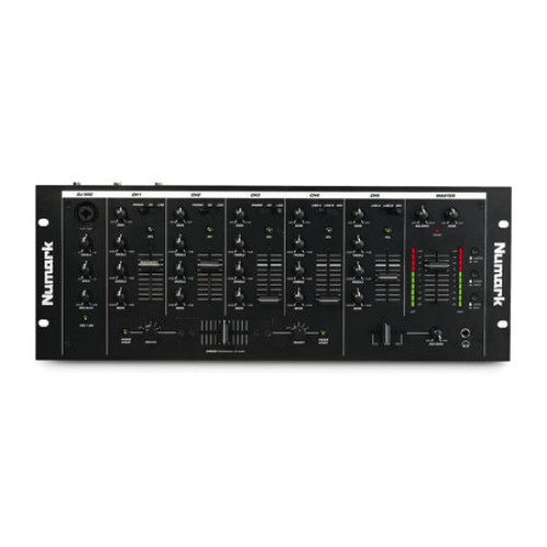 Numark CM200 DJ-пульт 5 канальный Numark CM200 DJ-пульт 5 канальный
