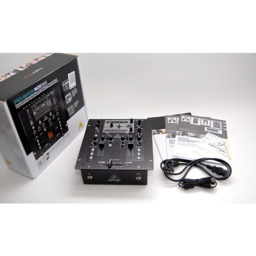 Behringer NOX202 PRO Mixer DJ микшерный пульт со встроенным USB интерфейсом Behringer NOX202 PRO Mixer DJ микшерный пульт со встроенным USB интерфейсом