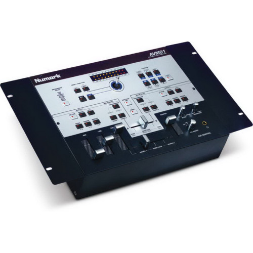 Numark AVM01 DJ аудио-видео микшер(3стер.вх. / 1мик.вх. 2композ.+2S-video вх. / 2композ.+2S-video вх.) Numark AVM01 DJ аудио-видео микшер(3стер.вх. / 1мик.вх. 2композ.+2S-video вх. / 2композ.+2S-video вх.)