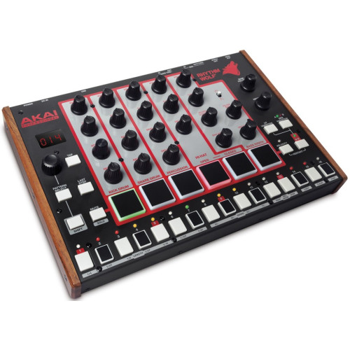 Akai Pro Rhythm Wolf грувбокс