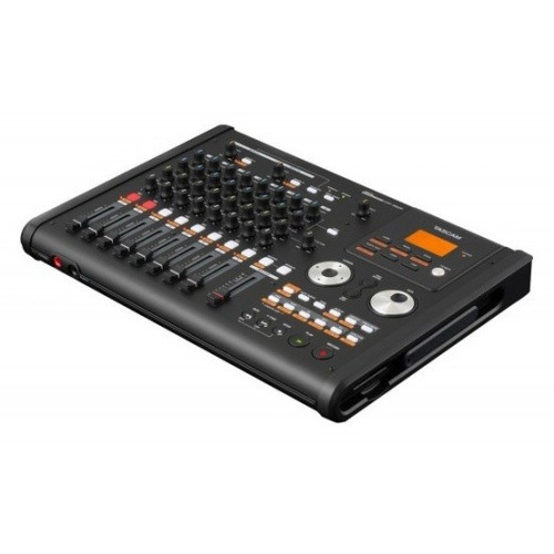 Tascam DP-02CF портастудия