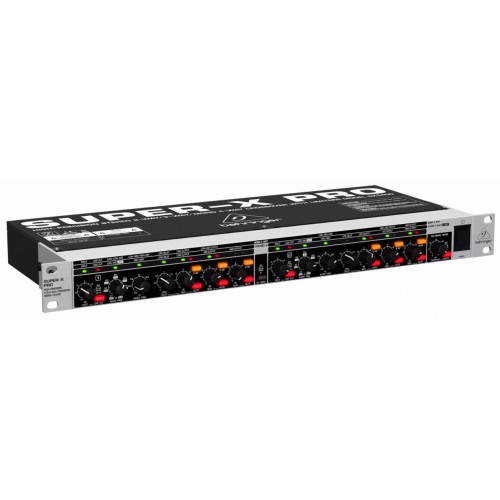 Behringer CX3400 V2 2/3-полосный стерео, 4-полосный моно кроссовер с лимитерами Behringer CX3400 V2 2/3-полосный стерео, 4-полосный моно кроссовер с лимитерами
