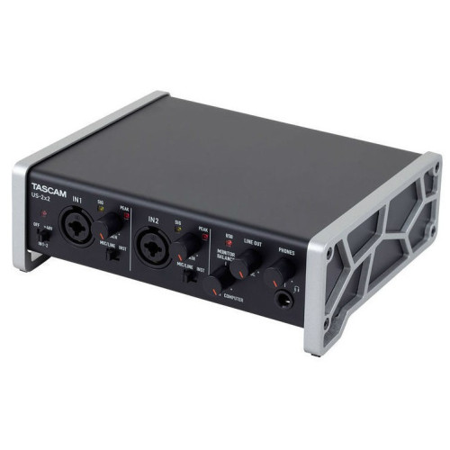 Tascam US-2X2TP комплект звукозаписи Tascam US-2X2TP комплект звукозаписи