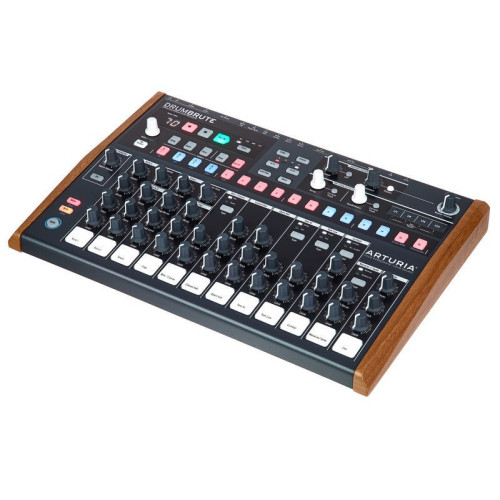 Arturia DrumBrute аналоговый синтезатор ударных, 17 барабанов и перкуссии, 64-шаговый секвенсор