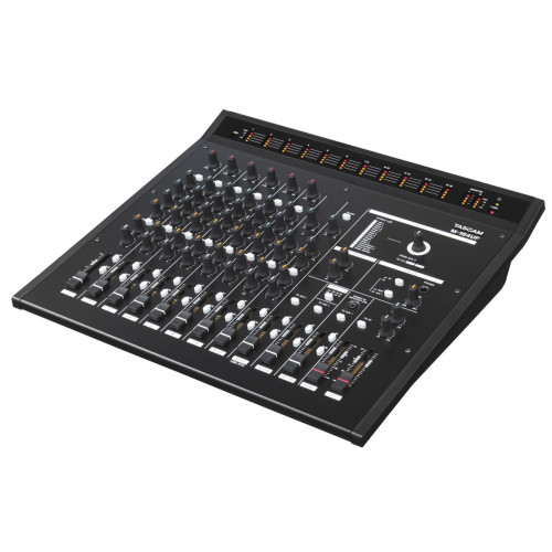 Tascam M-164UF микшерный пульт с USB интерфейсом Tascam M-164UF микшерный пульт с USB интерфейсом