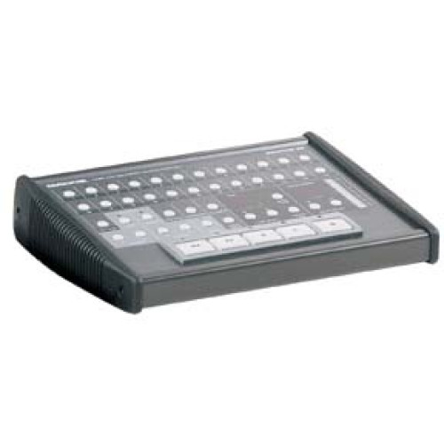 Mackie REMOTE 24 пульт д / у (проводной) для HDR2496 Mackie REMOTE 24 пульт д / у (проводной) для HDR2496