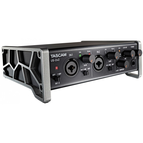 Tascam US-2x2 аудио интерфейс USB Tascam US-2x2 аудио интерфейс USB