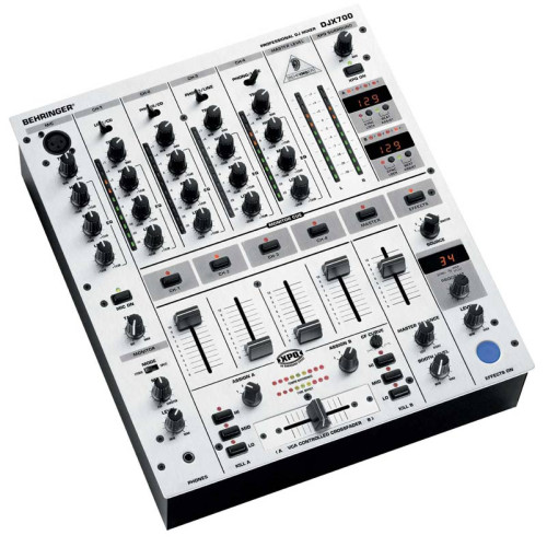 Behringer DJX700 Pro Mixer свермалошумящий 5-канальный DJ-микшер Behringer DJX700 Pro Mixer свермалошумящий 5-канальный DJ-микшер