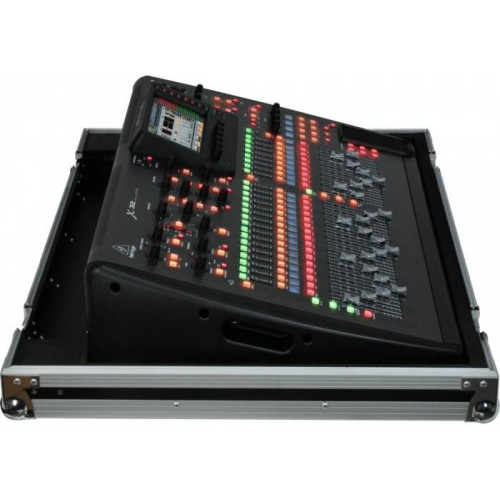 Behringer X32-TP цифровой микшер Behringer X32-TP цифровой микшер
