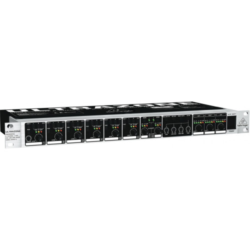 Behringer ZMX8210 Ultrazone микрофонно-линейный зонный микшер Behringer ZMX8210 Ultrazone микрофонно-линейный зонный микшер