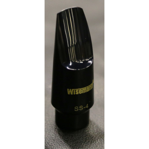 Wisemann Soprano Sax Mouthpiece SS-4 мундштук для сопрано-саксофона, стандартный размер, пластик A Wisemann Soprano Sax Mouthpiece SS-4 мундштук для сопрано-саксофона, стандартный размер, пластик A