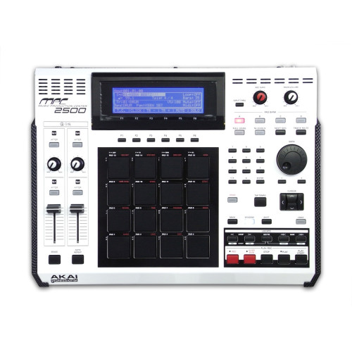 Akai PRO MPC2500SE профессиональный секвенсор