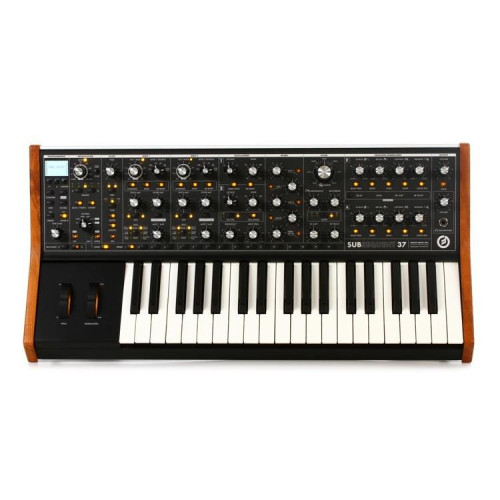 Moog Subsequent 37 аналоговый парафонический синтезатор Moog Subsequent 37 аналоговый парафонический синтезатор