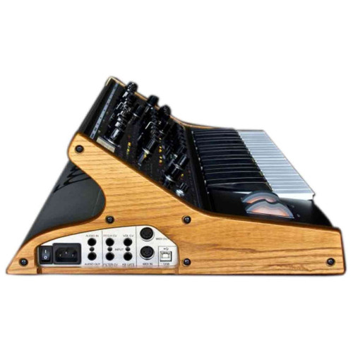 Moog Subsequent 37 аналоговый парафонический синтезатор Moog Subsequent 37 аналоговый парафонический синтезатор