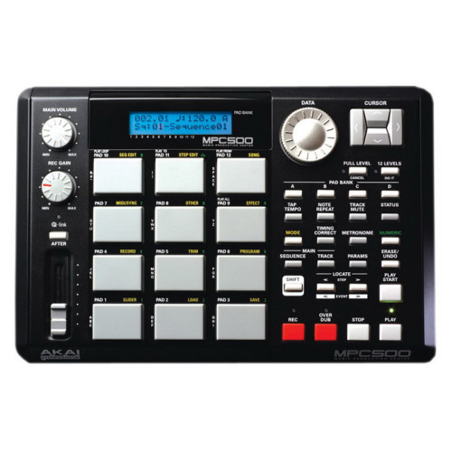 Akai Pro MPC500 семпл-плеер