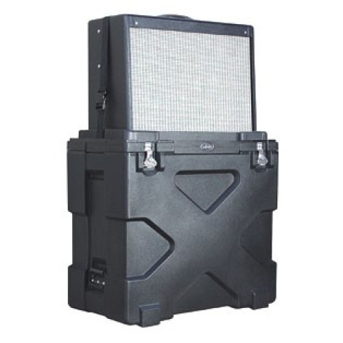 SKB 710 кейс для гитарных комбо