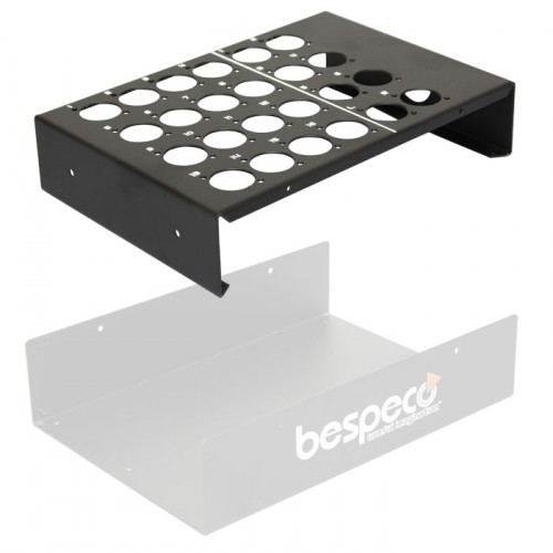 Bespeco 25SC126S верхняя часть коммутационной коробки с отверстиями под 18 каналов Bespeco 25SC126S верхняя часть коммутационной коробки с отверстиями под 18 каналов