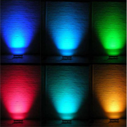 Ross Archi Bar 123 RGB светодиодная RGB панель со степенью защиты IP65 Ross Archi Bar 123 RGB светодиодная RGB панель со степенью защиты IP65